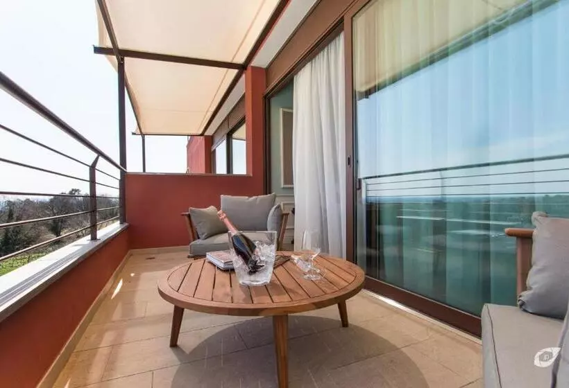 ホテル Buonamico Wine Resort