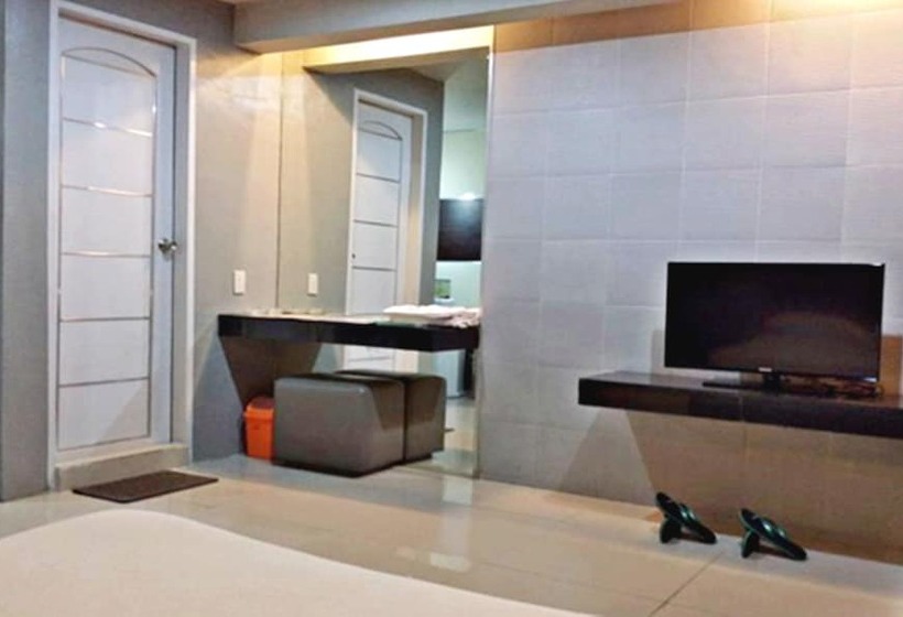 Hotel Daisy Drive Inn