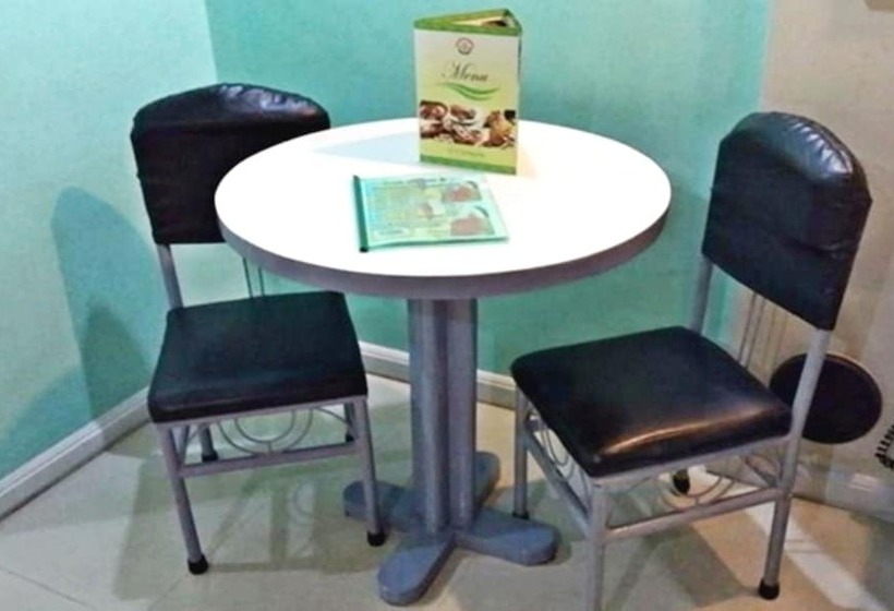 Hotel Daisy Drive Inn