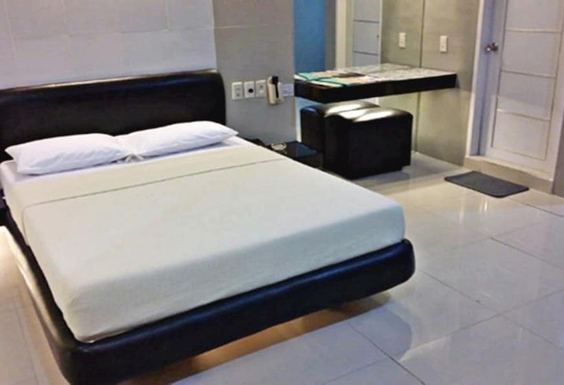 Hotel Daisy Drive Inn