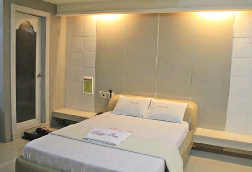 Hotel Daisy Drive Inn