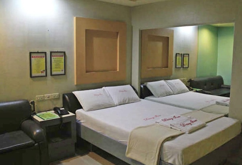 Hotel Daisy Drive Inn