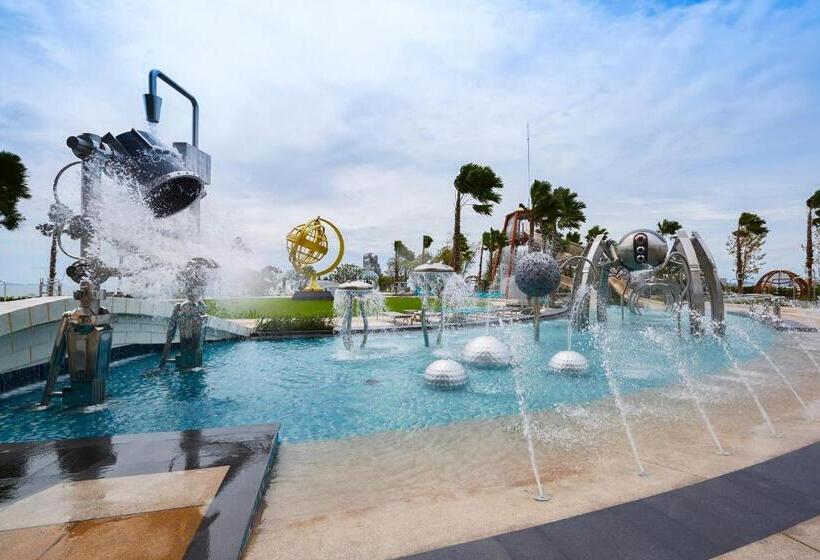 Szálloda Grande Centre Point Pattaya