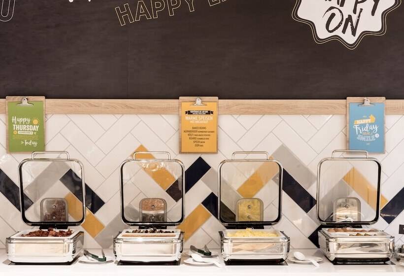 בית מלון כפרי Hampton By Hilton Frankfurt Airport