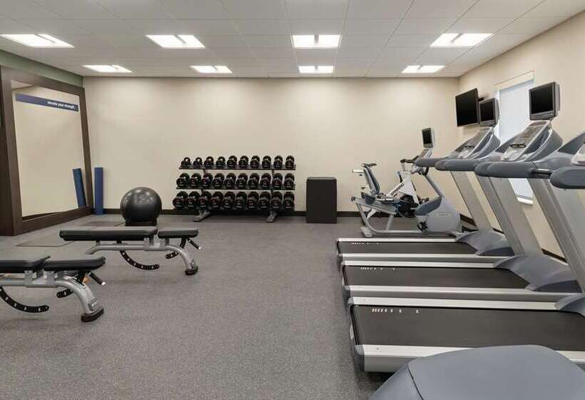 호텔 Hampton Inn Brooklyn Park