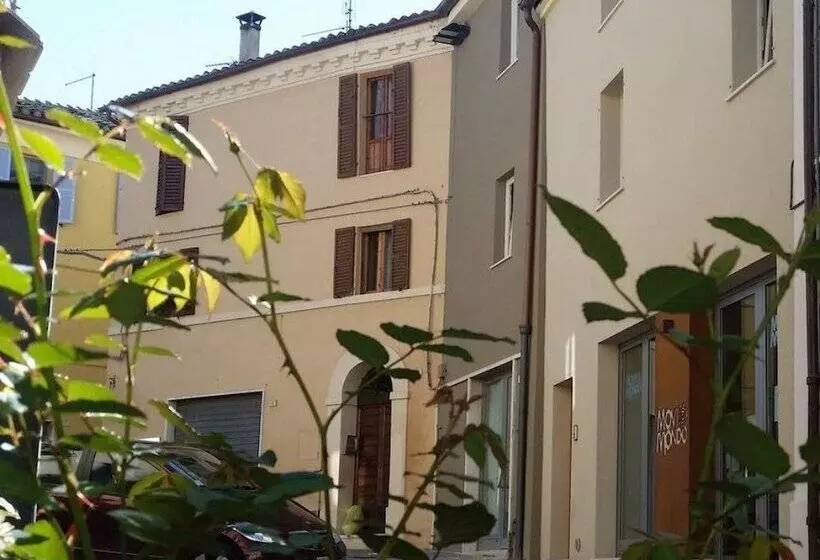 Majatalo Guest House Viaroma