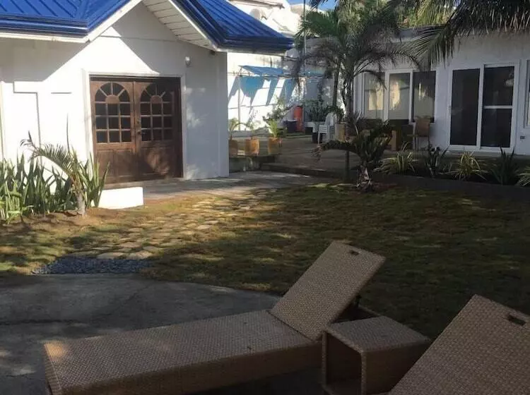 پانسیون Mariana Guesthouse