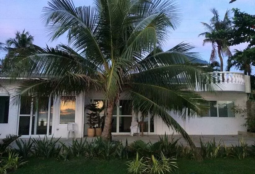 پانسیون Mariana Guesthouse
