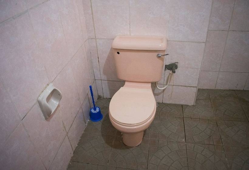 پانسیون Whitehouse Exclusive Guest House