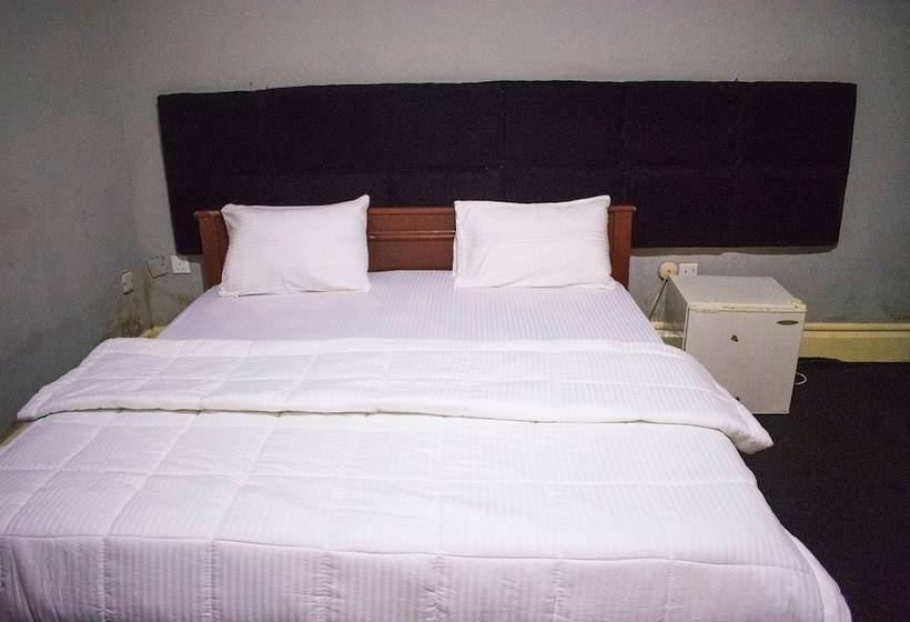 پانسیون Whitehouse Exclusive Guest House