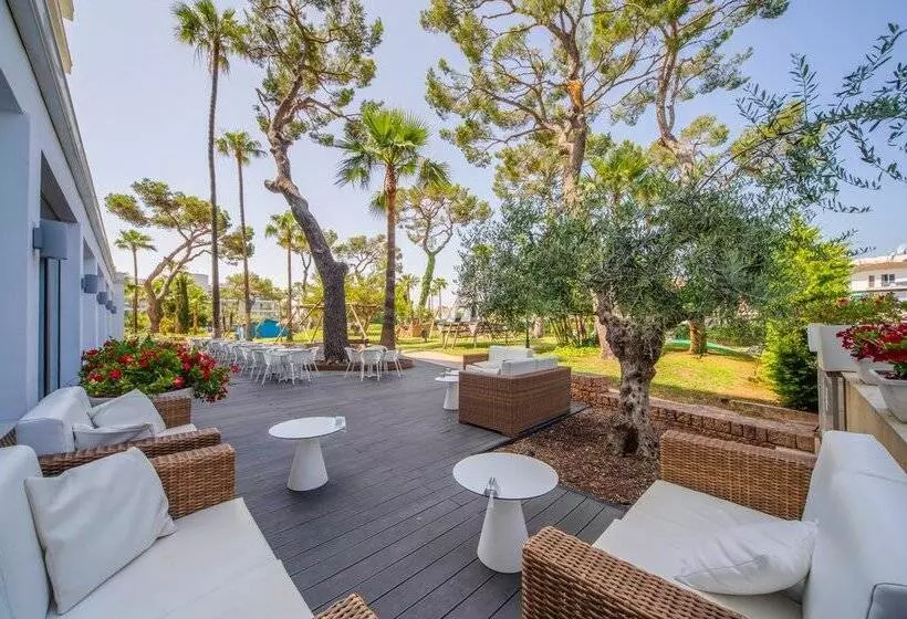 Playa Esperanza Resort