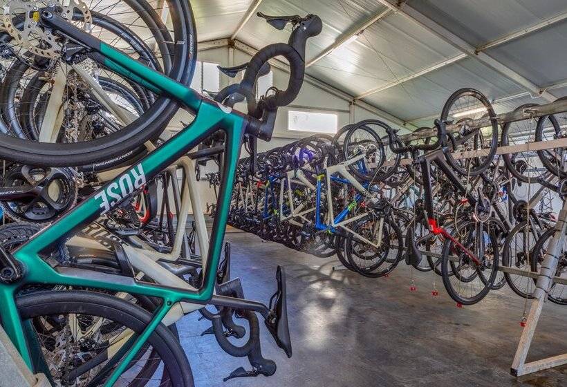 Playa Esperanza Resort