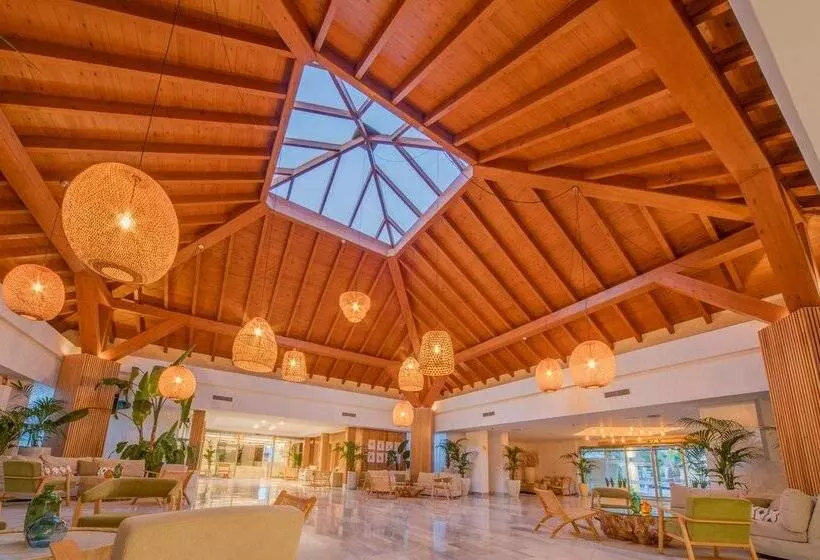 Playa Esperanza Resort