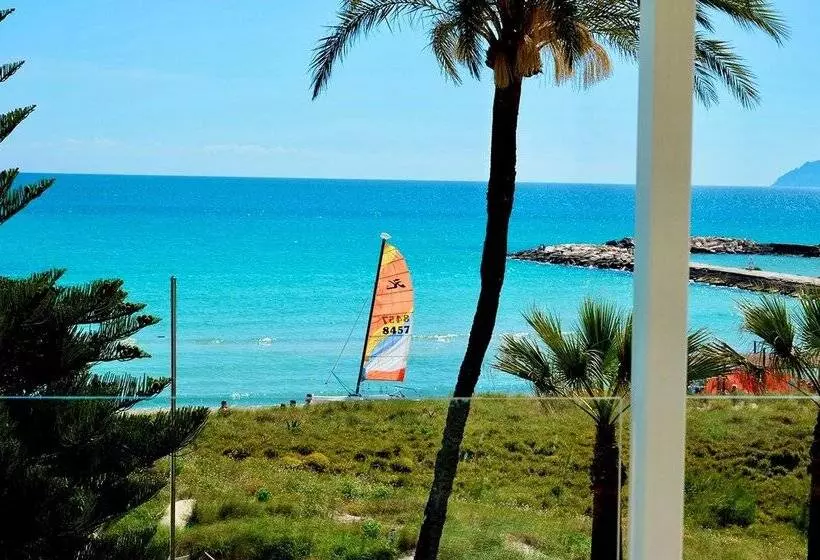 Playa Esperanza Resort