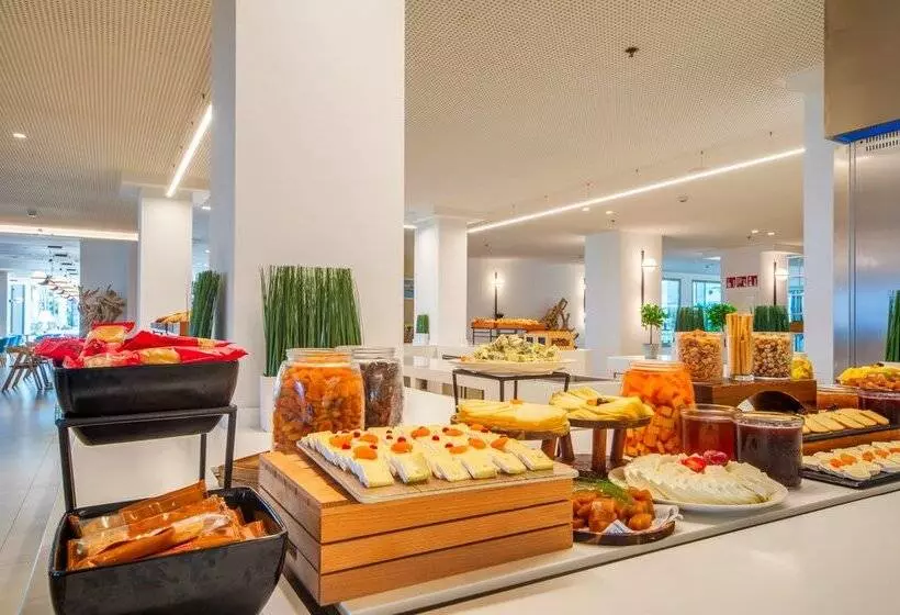 Playa Esperanza Resort