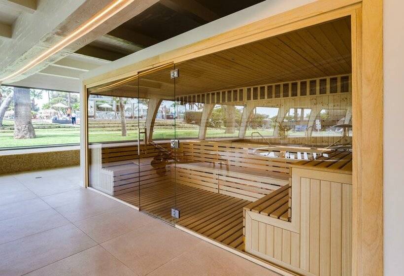 Playa Esperanza Resort