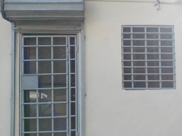 تختخواب و صبحانه Ozama Economical Apartments