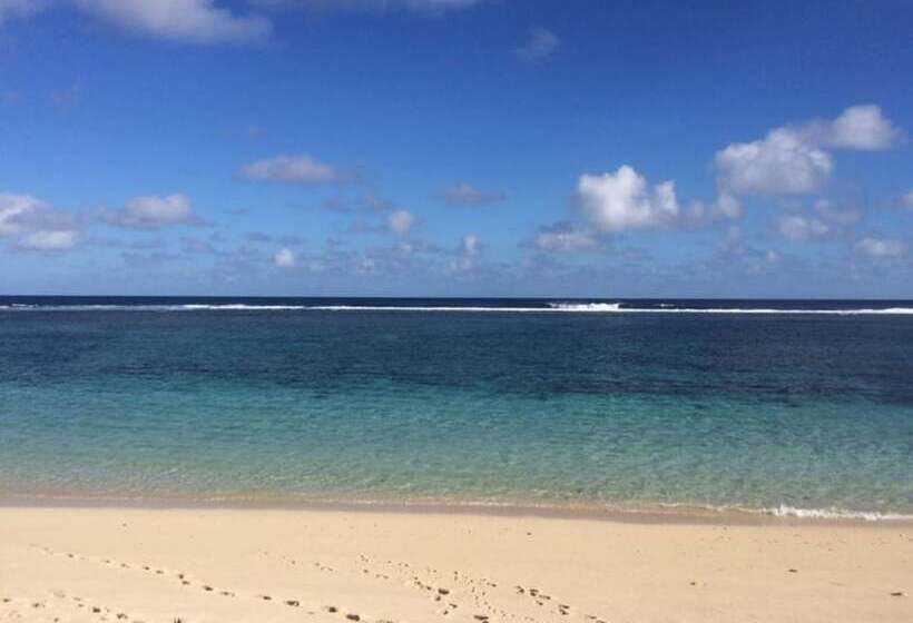 Отель Anita S Beach Bungalows Lalomanu