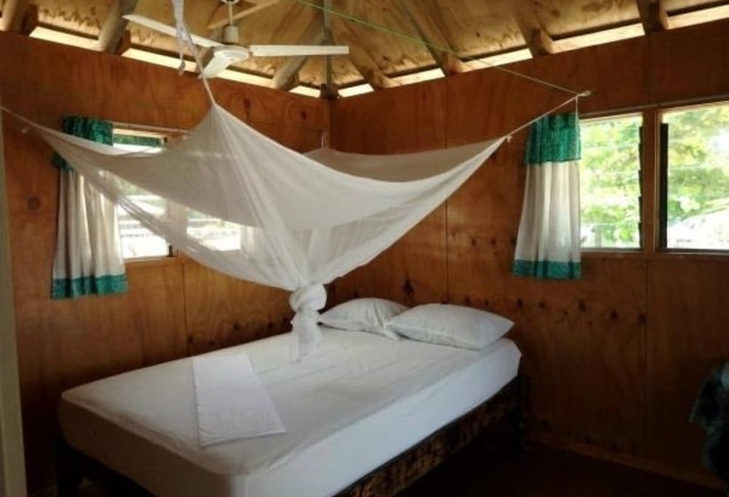 Отель Anita S Beach Bungalows Lalomanu