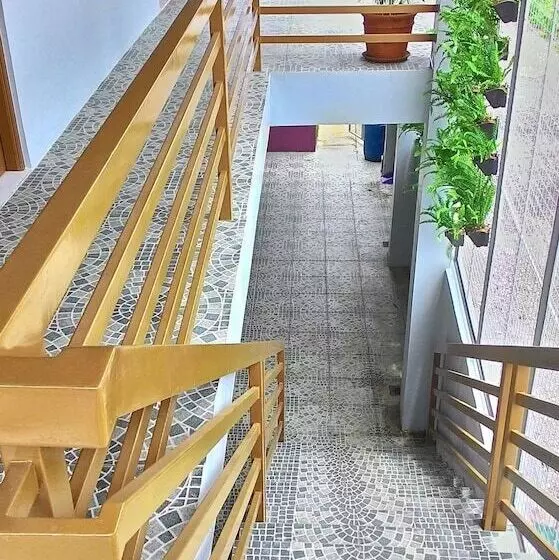 ホテル Emperor's Suites