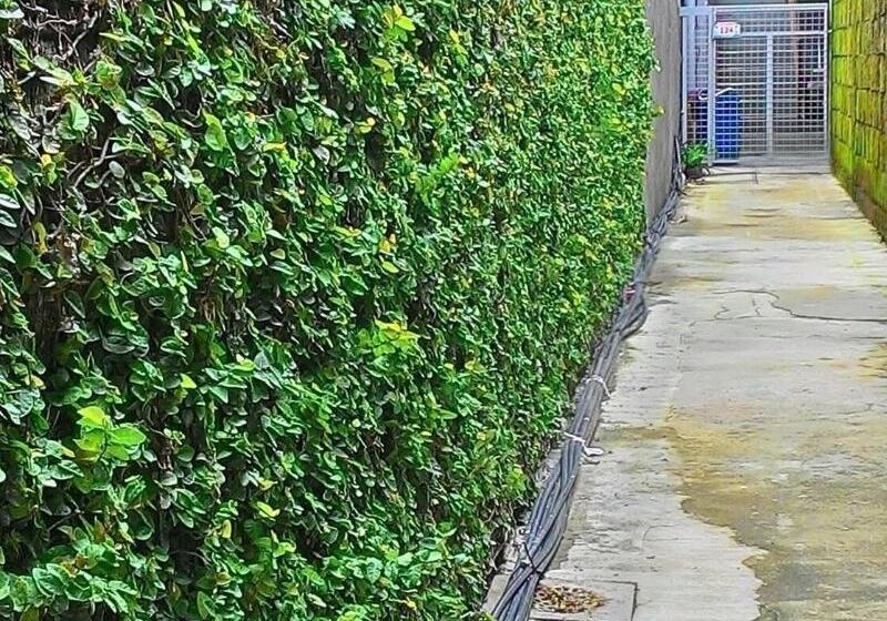 酒店 Emperor's Suites