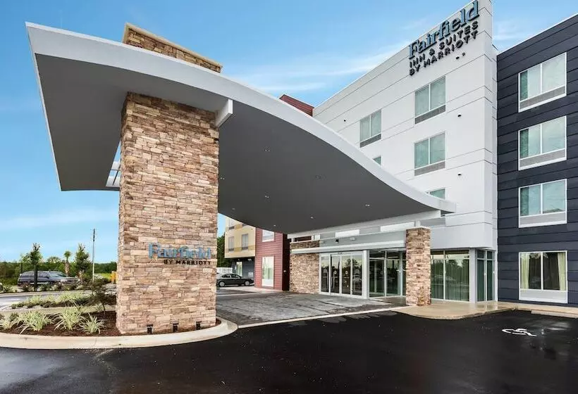 Hotelli Fairfield Inn & Suites By Marriott Crestview