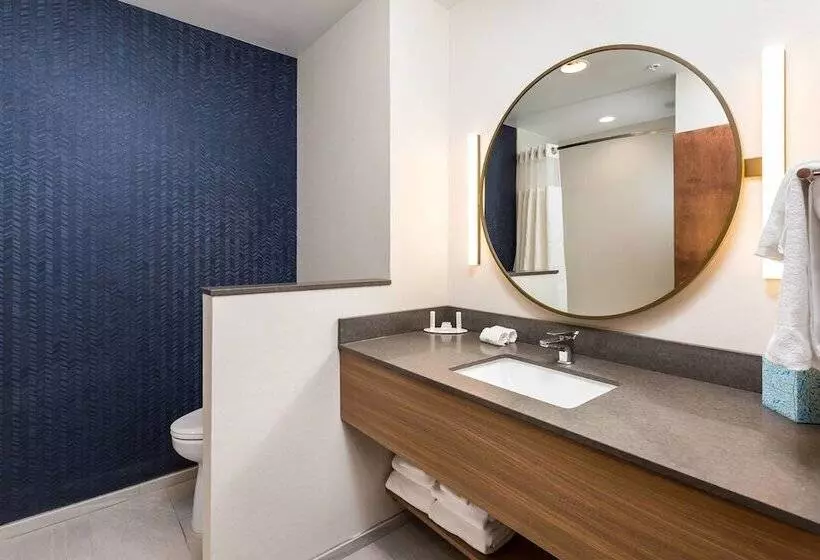 Hotelli Fairfield Inn & Suites By Marriott Crestview