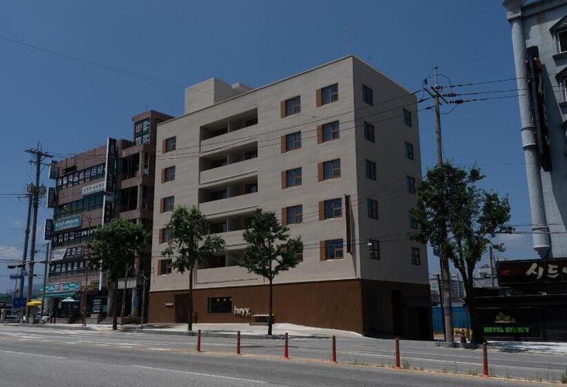 ホテル Heyy Chuncheon