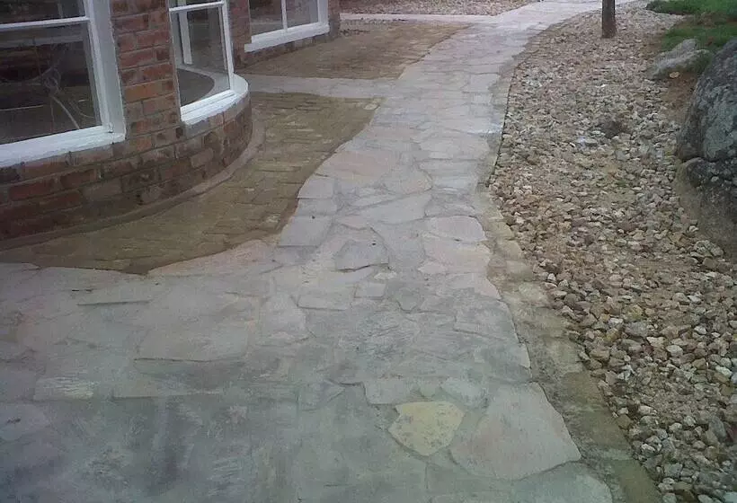 هتل Nora Valley Lodge