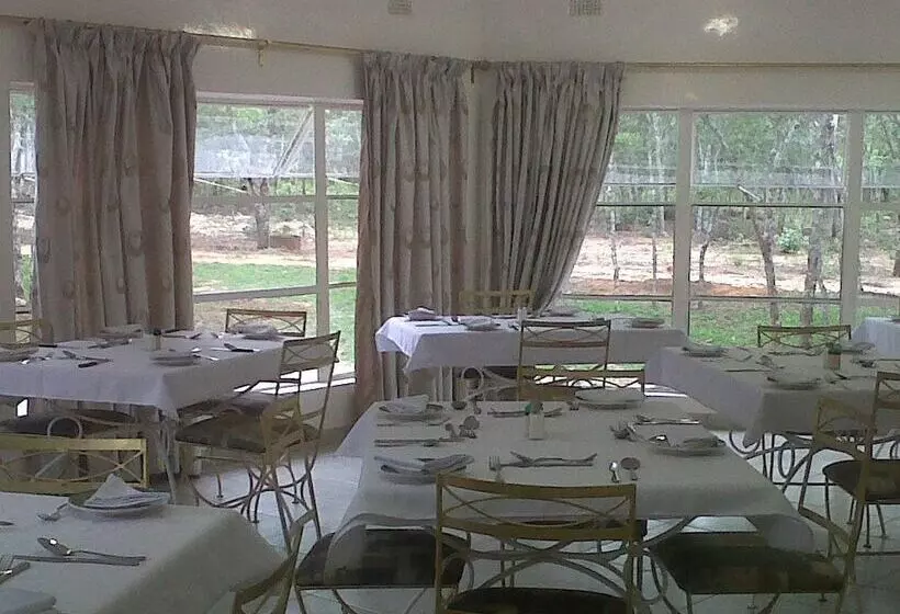 هتل Nora Valley Lodge