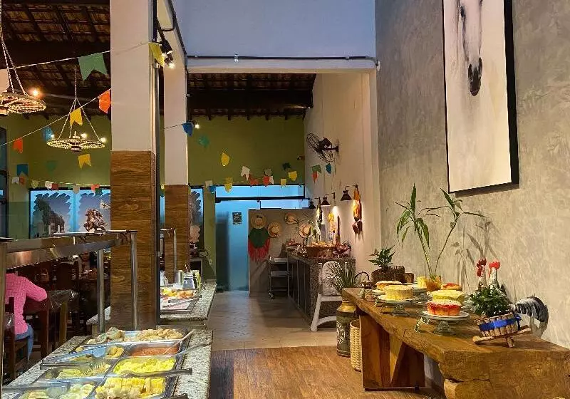 ホテル Pousada Jovimar