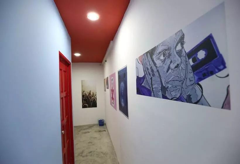 ホテル Noisy Room   Bukit Mata