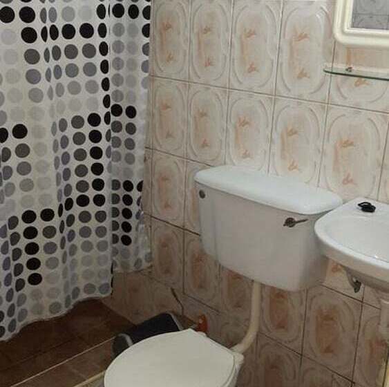 Пансион Almond Tree Guest House