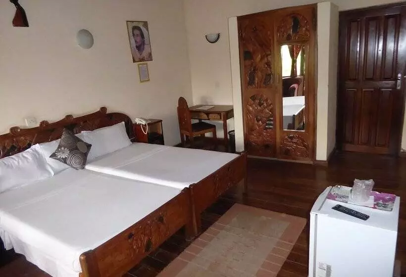 Majatalo Almond Tree Guest House