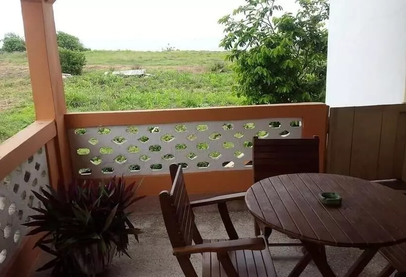 Majatalo Almond Tree Guest House