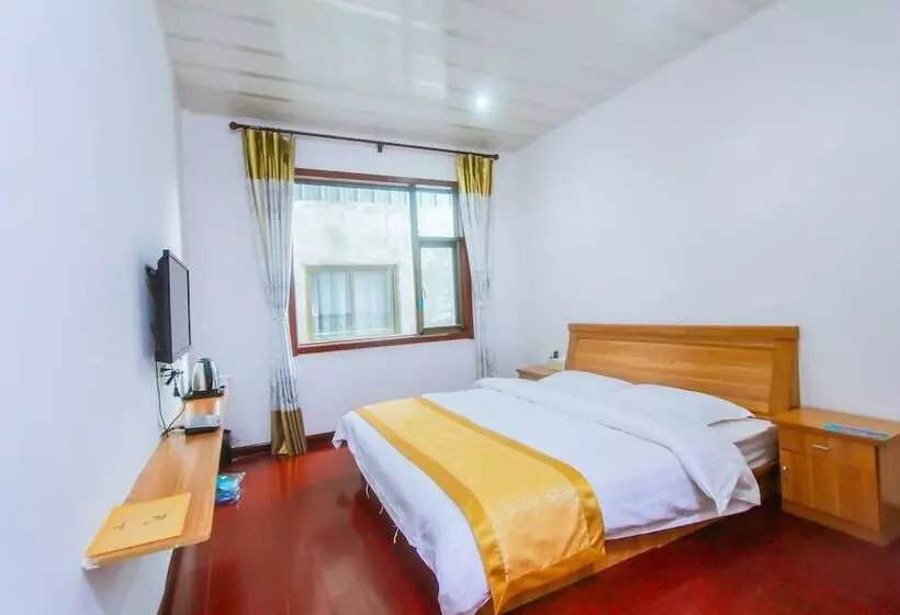 Yijie Holiday Hotel Laiyuan Baishishan