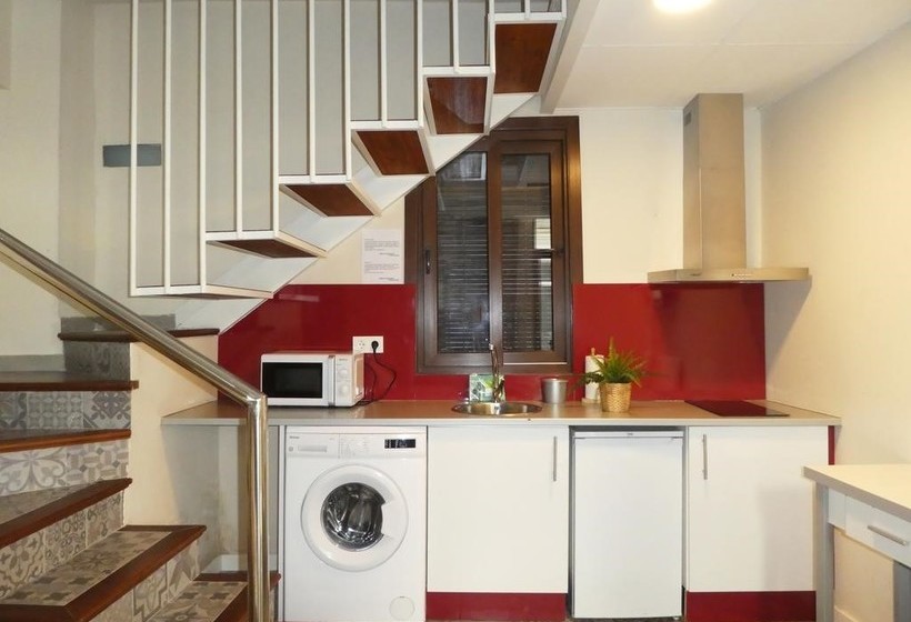 Apartamentos Mesones 3000