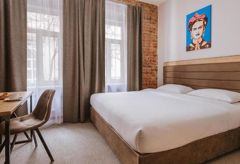 ホテル Saint Yard Petrovsky