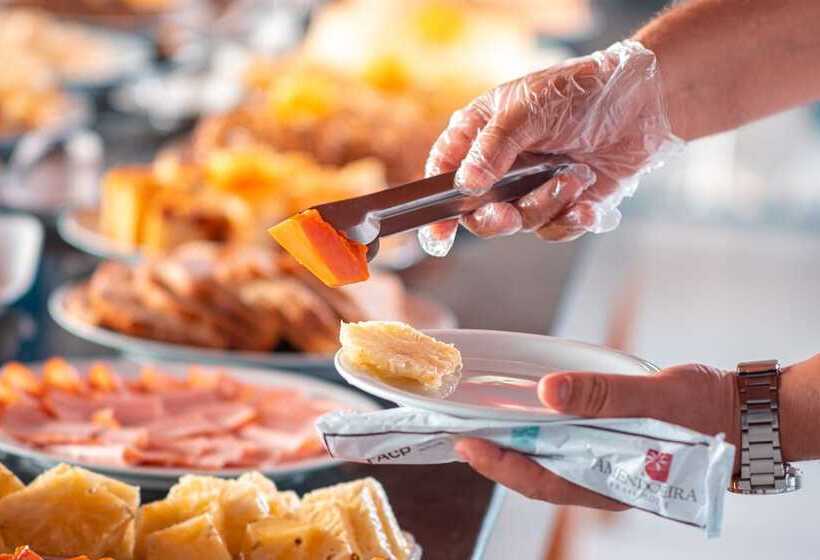 호텔 Amendoeira Praia