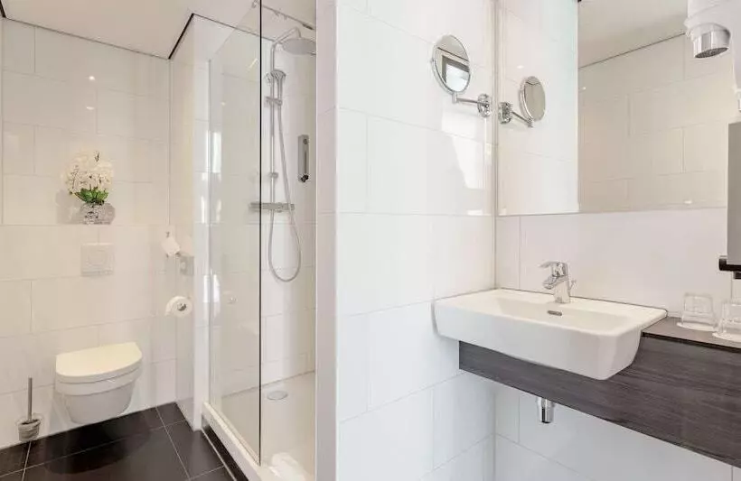 Hotelli Plaza Premium Almere