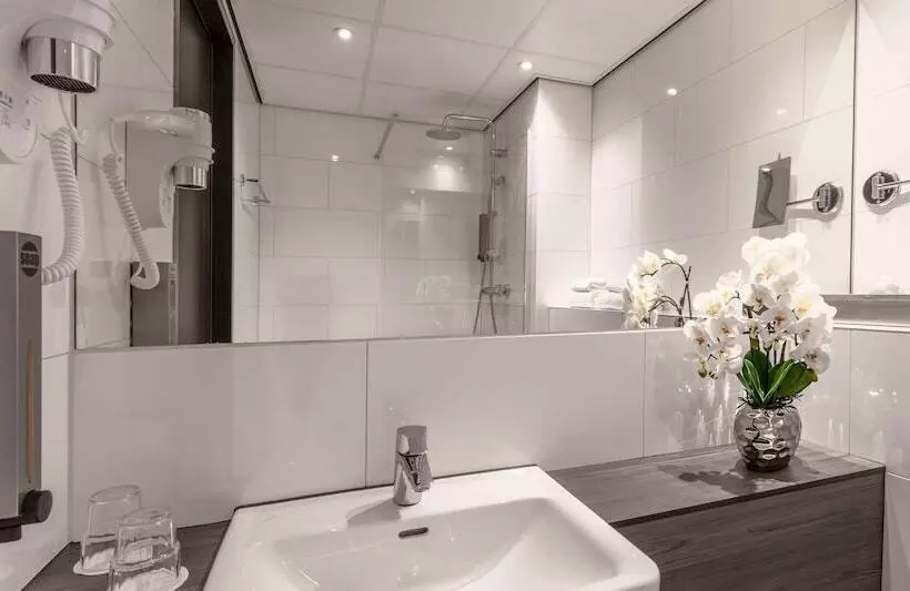 Hotelli Plaza Premium Almere