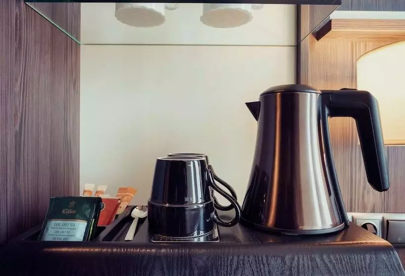 Hotelli Plaza Premium Almere