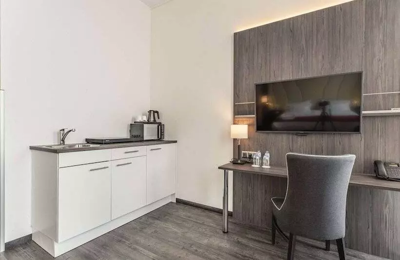 Hotelli Plaza Premium Almere