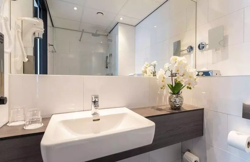 Hotelli Plaza Premium Almere