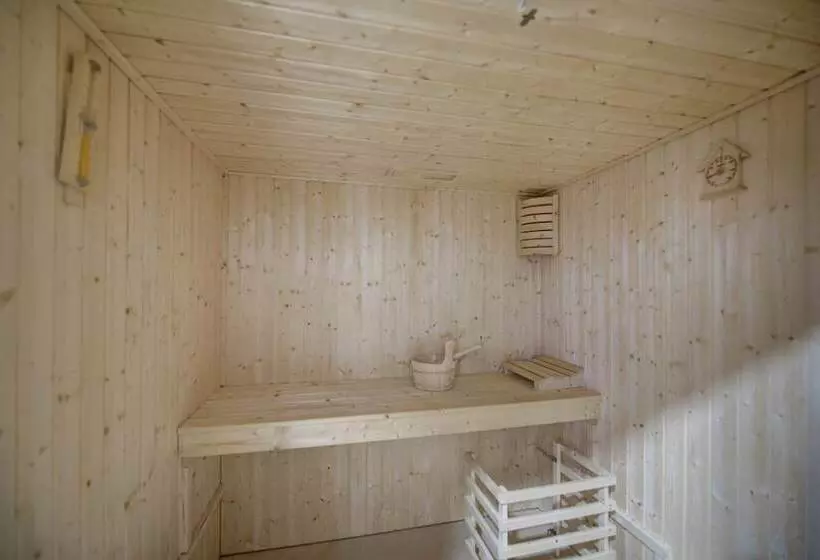 City Stay Beach Hotel Apartments   Marjan Island