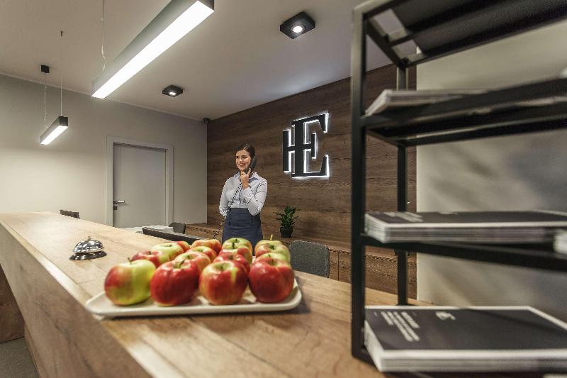 בית מלון כפרי Edison Poznań Lotnisko ławica