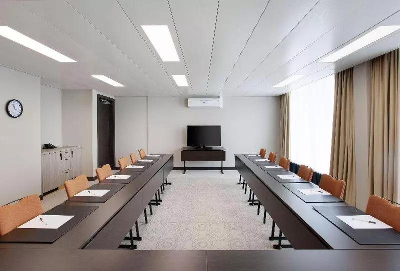 Hotelli Hilton Garden Inn Zurich Limmattal