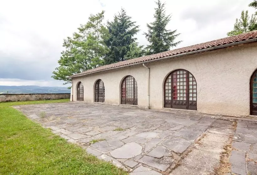 ホテル Hôtel Restaurant Le Prieuré