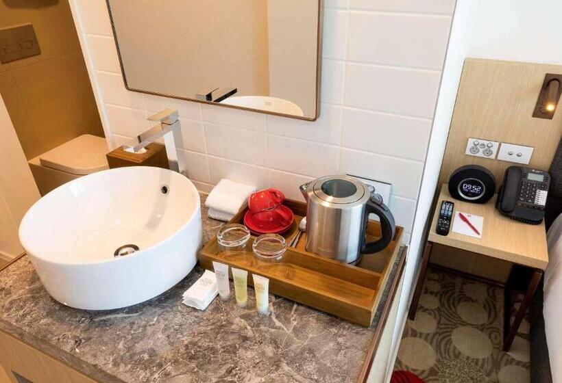 호텔 Ibis Melbourne Central