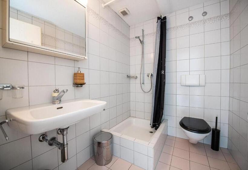 هتل Kursaal Arosa Adults Only